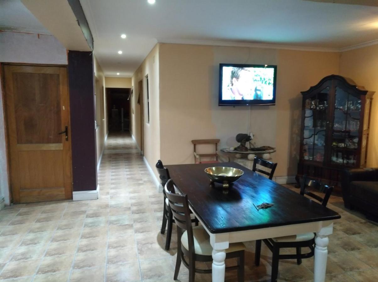 Liziwe'S Guest House Matroosfontein Esterno foto