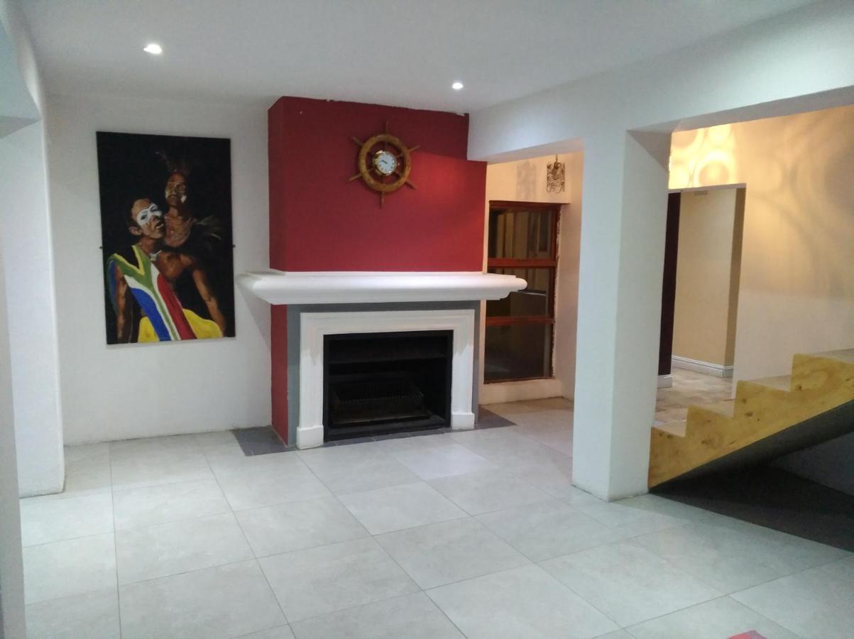 Liziwe'S Guest House Matroosfontein Esterno foto